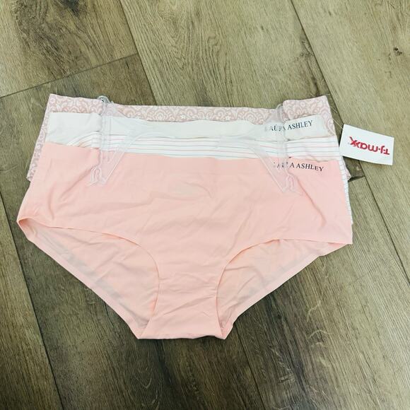Laura Ashley Seamless Pink Bikini Underwear Bundle Of 3 Women’s Size XL - Picture 1 of 4